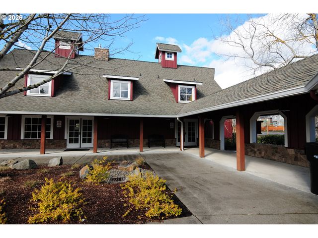 15920 Se STARLING Ct, Clackamas, OR 97015