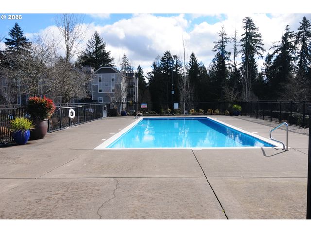 15920 Se STARLING Ct, Clackamas, OR 97015