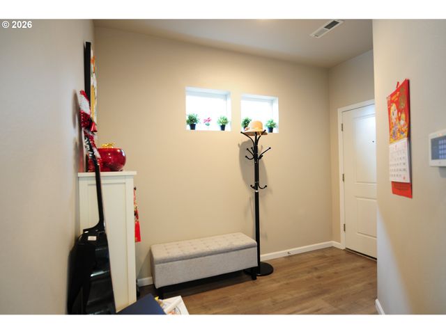 15920 Se STARLING Ct, Clackamas, OR 97015