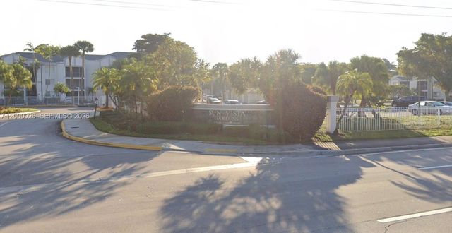 5654 Rock Island Rd 227, Tamarac, FL 33319