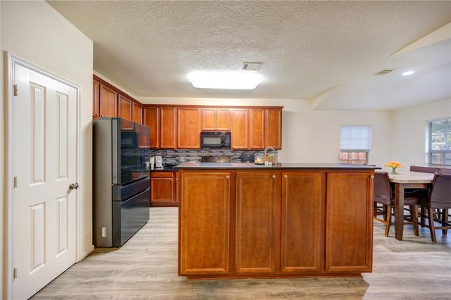 16211 Peach Bluff Lane, Cypress, TX 77429