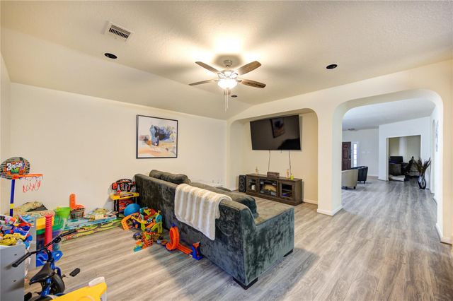 16211 Peach Bluff Lane, Cypress, TX 77429