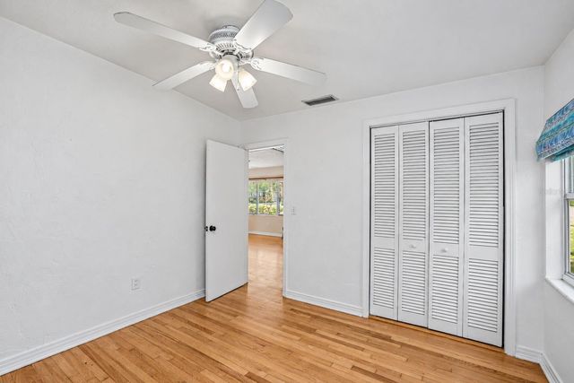 206 17TH AVENUE NE, St Petersburg, FL 33704