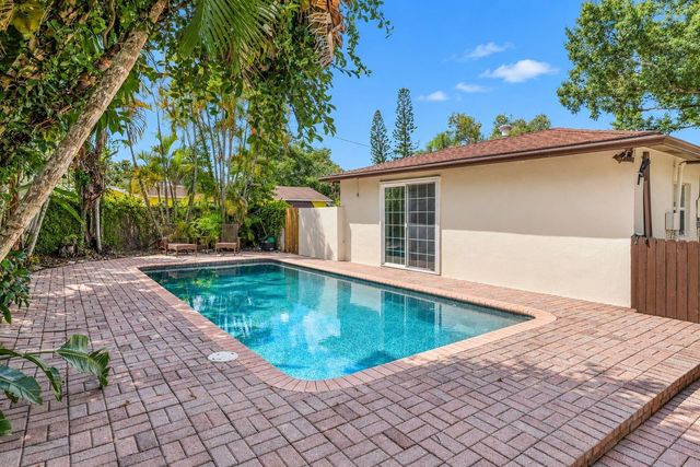 206 17TH AVENUE NE, St Petersburg, FL 33704