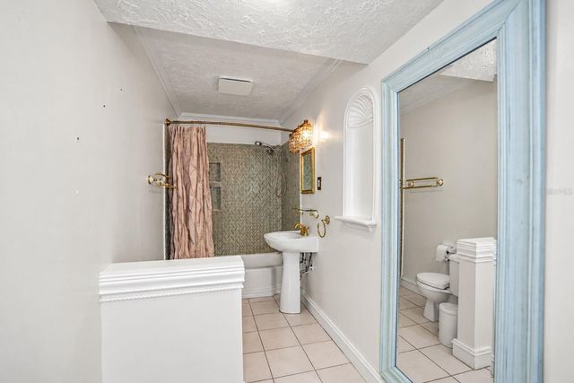 206 17TH AVENUE NE, St Petersburg, FL 33704