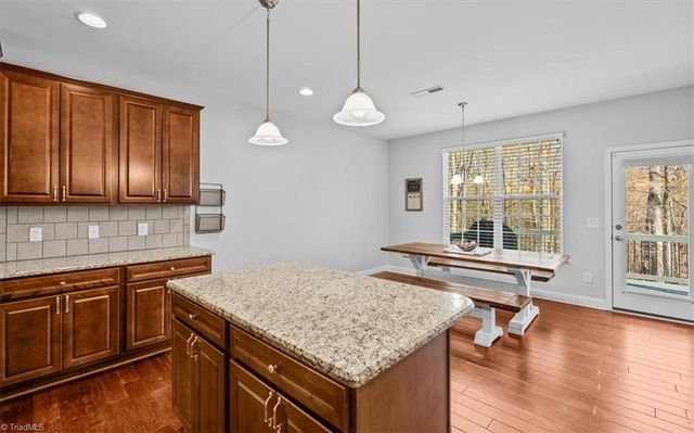 5528 Autumn Harvest Drive, Kernersville, NC 27284