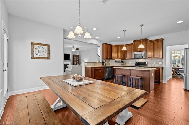 5528 Autumn Harvest Drive, Kernersville, NC 27284