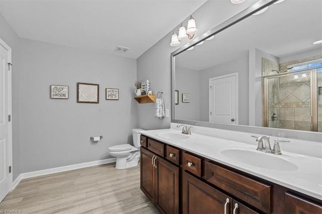 5528 Autumn Harvest Drive, Kernersville, NC 27284