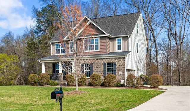 5528 Autumn Harvest Drive, Kernersville, NC 27284