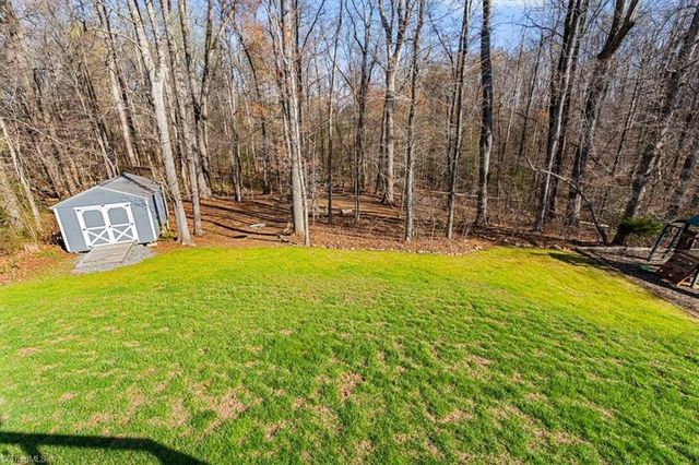 5528 Autumn Harvest Drive, Kernersville, NC 27284