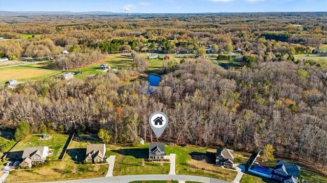 5528 Autumn Harvest Drive, Kernersville, NC 27284