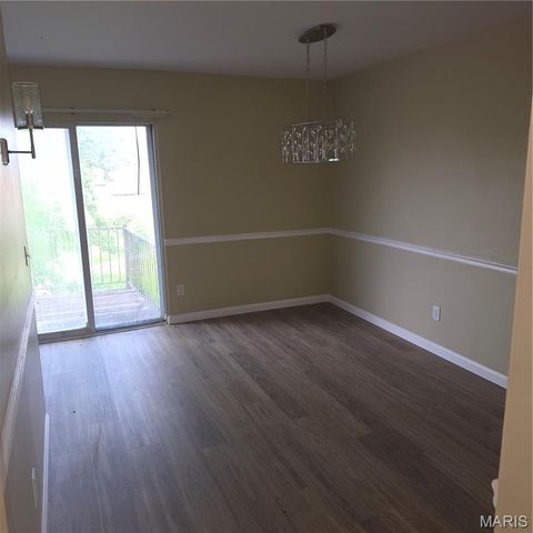 6670 Chesapeake Drive D, Florissant, MO 63033