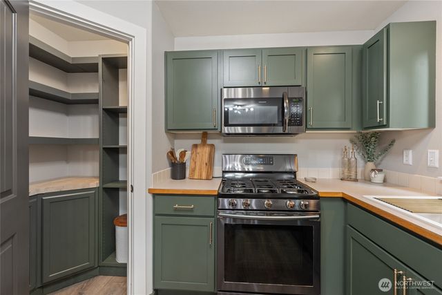 22328 Autumnwood Court SE, Yelm, WA 98597