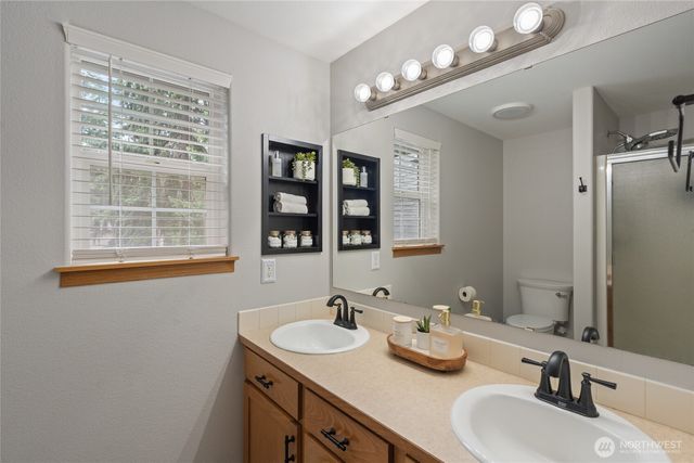 22328 Autumnwood Court SE, Yelm, WA 98597