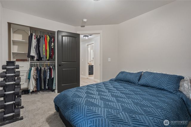 22328 Autumnwood Court SE, Yelm, WA 98597