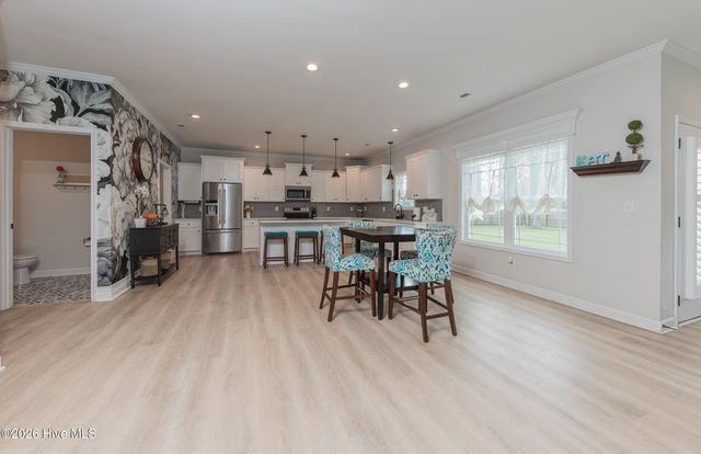 101 Kings Harbor Drive, Holly Ridge, NC 28445