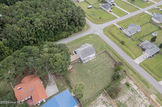 101 Kings Harbor Drive, Holly Ridge, NC 28445