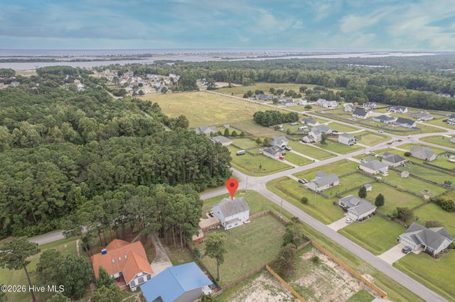 101 Kings Harbor Drive, Holly Ridge, NC 28445