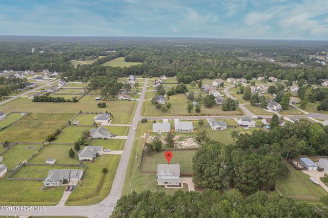 101 Kings Harbor Drive, Holly Ridge, NC 28445