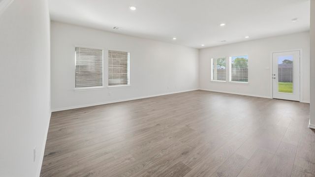 3949 Oakcrest Lane, Princeton, TX 75407