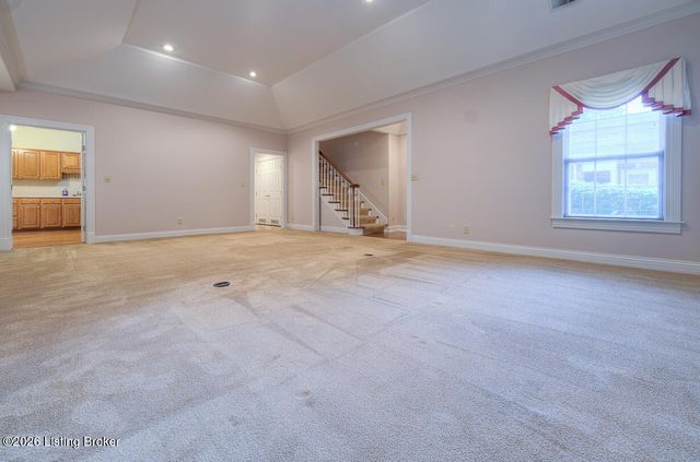 5939 Ashwood Bluff Dr, Louisville, KY 40207