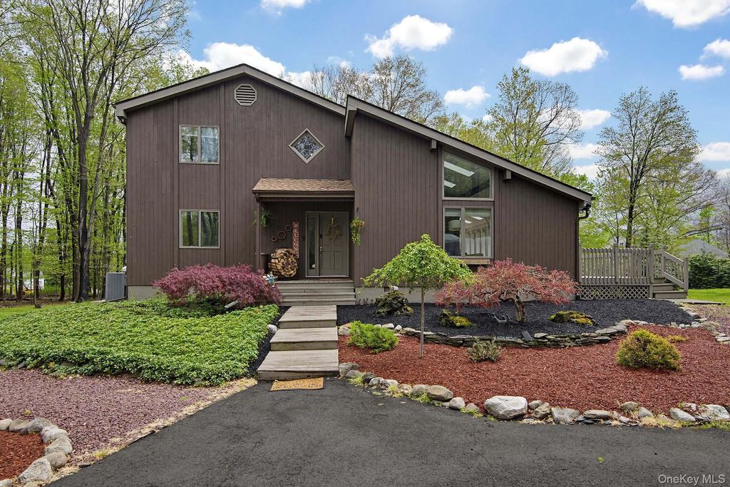 93 Walling Road, Warwick, NY 10990