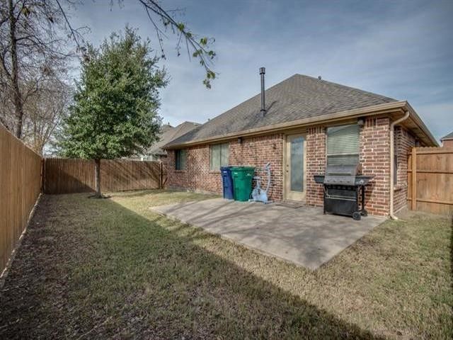 2108 Jonathan Creek Drive, Little Elm, TX 75068