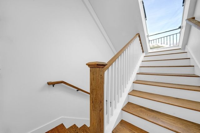 133 Boardman St PH6, Boston, MA 02128