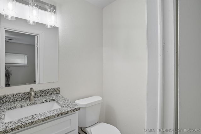 402 N Lincoln Avenue, Wagoner, OK 74467