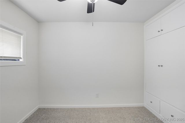 402 N Lincoln Avenue, Wagoner, OK 74467