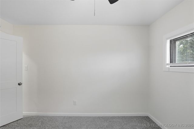 402 N Lincoln Avenue, Wagoner, OK 74467