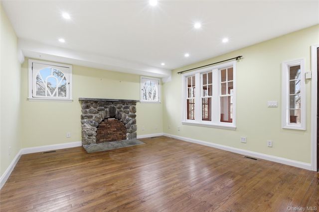 62 Van Wyck Street, Croton-on-hudson, NY 10520