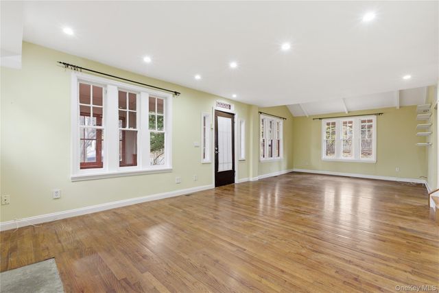 62 Van Wyck Street, Croton-on-hudson, NY 10520