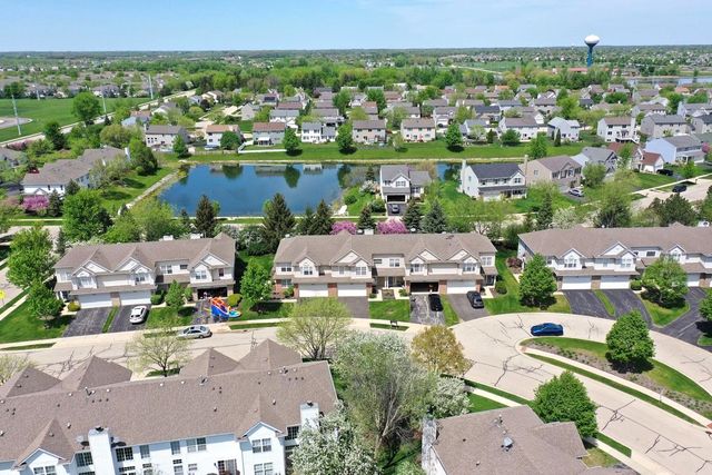 10520 Wakefield Lane, Huntley, IL 60142