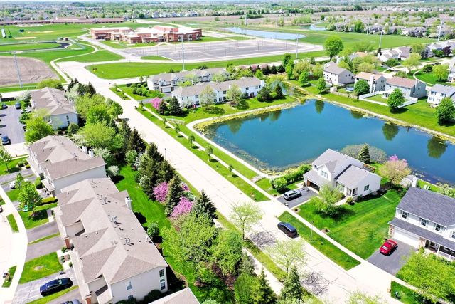 10520 Wakefield Lane, Huntley, IL 60142