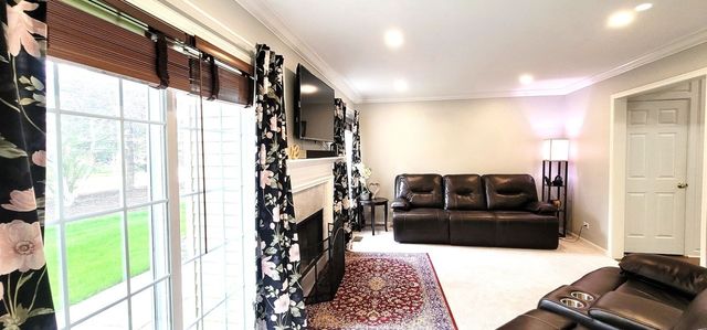 10520 Wakefield Lane, Huntley, IL 60142