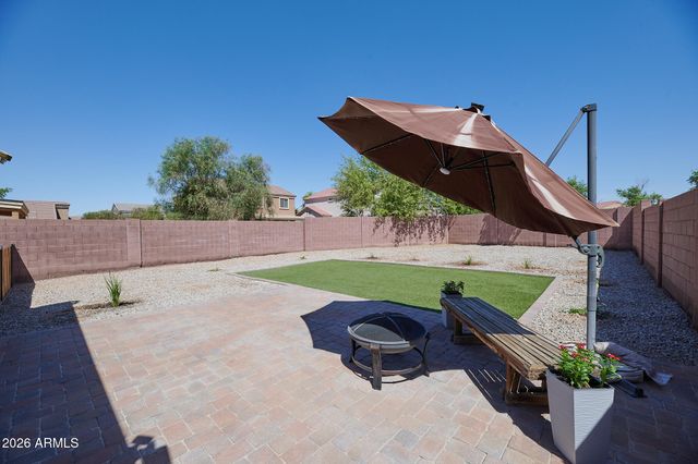8616 W CROWN KING Road, Tolleson, AZ 85353