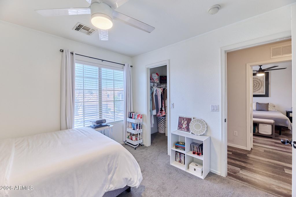 Image 18 of property listing at 8616 W CROWN KING Road, Tolleson, AZ 85353