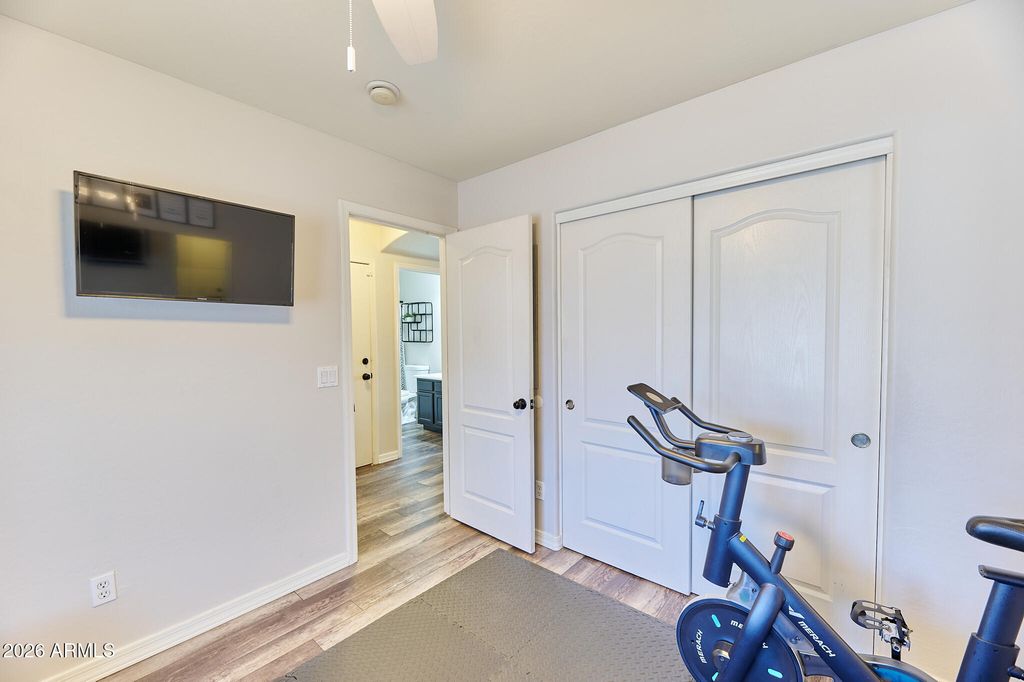 Image 4 of property listing at 8616 W CROWN KING Road, Tolleson, AZ 85353
