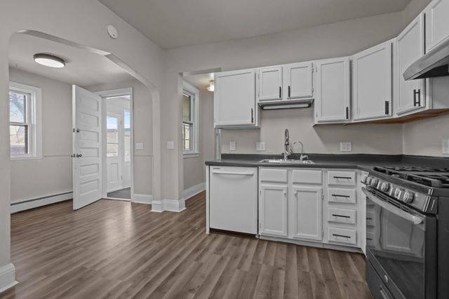 2209 Aldrich Avenue S, Minneapolis, MN 55405