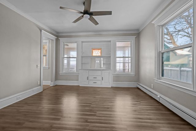 2209 Aldrich Avenue S, Minneapolis, MN 55405