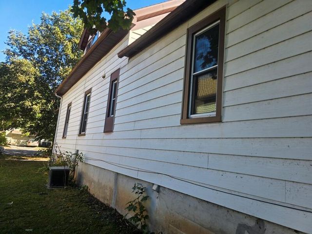 1538 S 9th STREET, Sheboygan, WI 53081