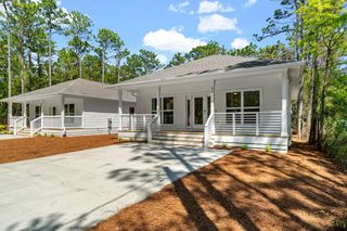 84 N 4Th Street, Santa Rosa Beach, FL 32459