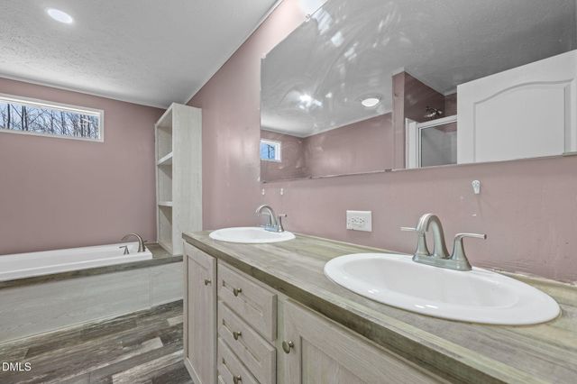 182 Pond View Drive, Ruffin, NC 27326
