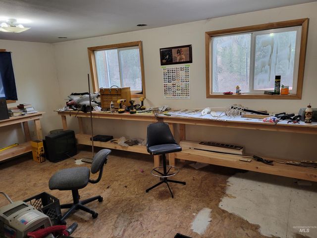 46582 Highway 12, Peck, ID 83545