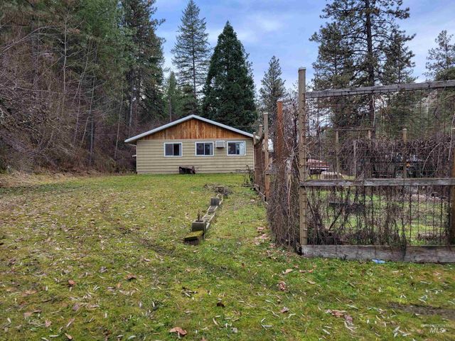 46582 Highway 12, Peck, ID 83545