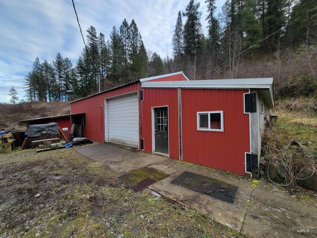 46582 Highway 12, Peck, ID 83545