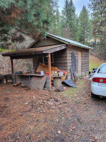 46582 Highway 12, Peck, ID 83545