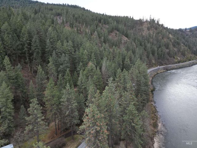 46582 Highway 12, Peck, ID 83545