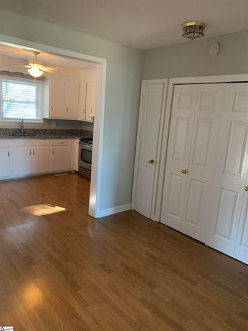 6B Crescent Ridge Drive, Greenville, SC 29615